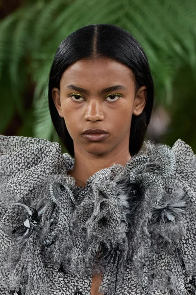 Look 130